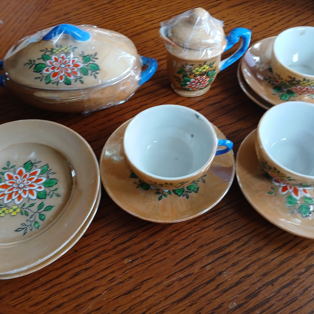 Floral Tan and Blue Ceramic Dining Set